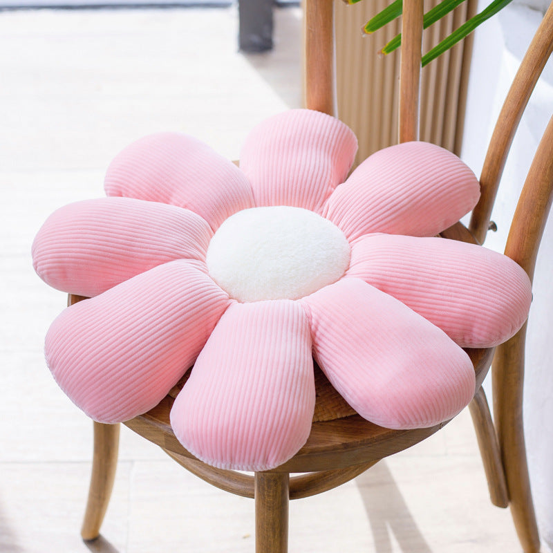 Small Daisy Flower Throw Pillow 🌼