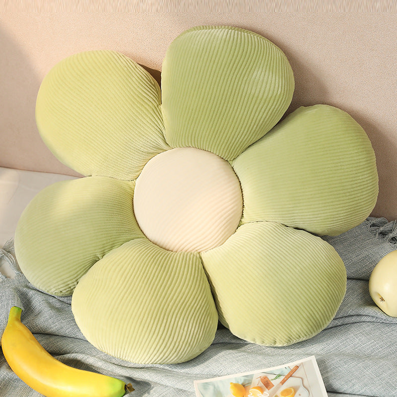 Small Daisy Flower Throw Pillow 🌼