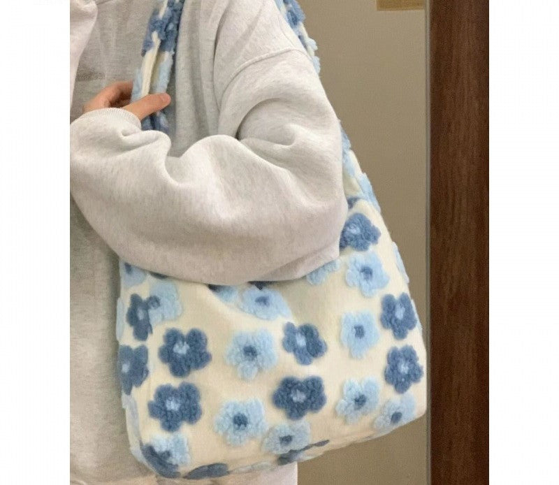 Cozy Floral Fur Tote Bag 🌸
