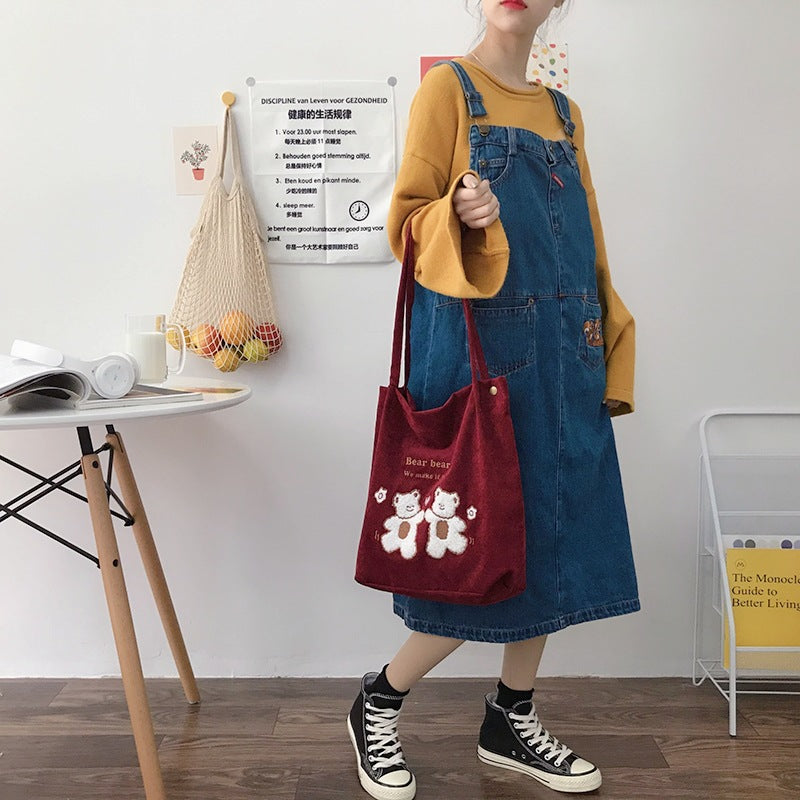 Cute Bear Embroidered Tote 🧸