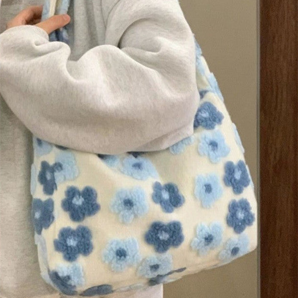 Cozy Floral Fur Tote Bag 🌸